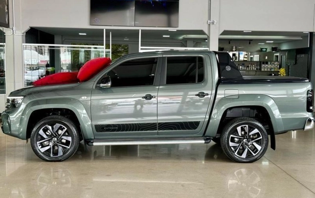 imagem-https://www.socarrao.com.br/sc-vehicle-images-prod/3967552/1789823445094-ODQwMTE2N18zX0JfODZlNDIyOWEyYi5qcGVn.jpeg
