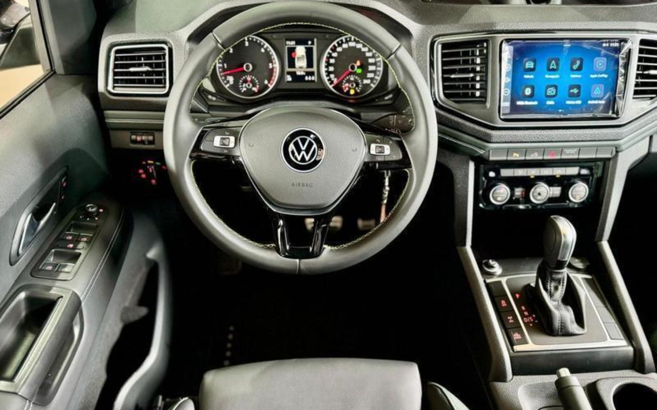 imagem-https://www.socarrao.com.br/sc-vehicle-images-prod/3967552/1789823445366-ODQwMTE2N183X0JfOGYxM2NkOWNkOS5qcGVn.jpeg