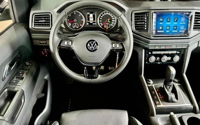 imagem-https://www.socarrao.com.br/sc-vehicle-images-prod/3967552/1789823445366-ODQwMTE2N183X0JfOGYxM2NkOWNkOS5qcGVn.jpeg