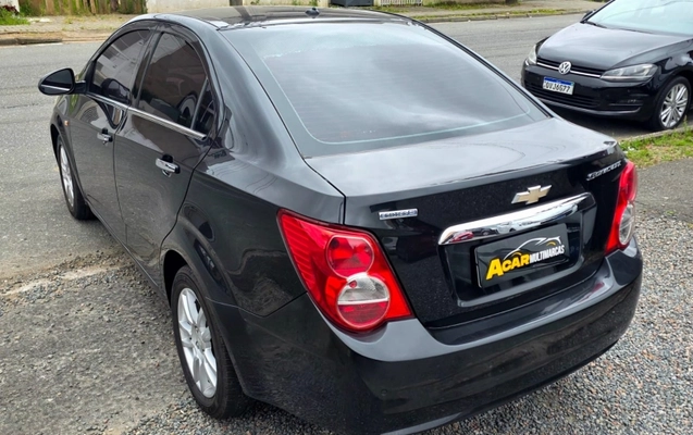 imagem-https://www.socarrao.com.br/sc-vehicle-images-prod/3967555/1789823515518-GLeJrtCnDSUl3CoS68jgH3PFVuR3Jtdt.jpg