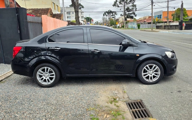 imagem-https://www.socarrao.com.br/sc-vehicle-images-prod/3967555/1789823515519-eTdtWYnUldNGSQ219732IMmzMelQlSu7.jpg