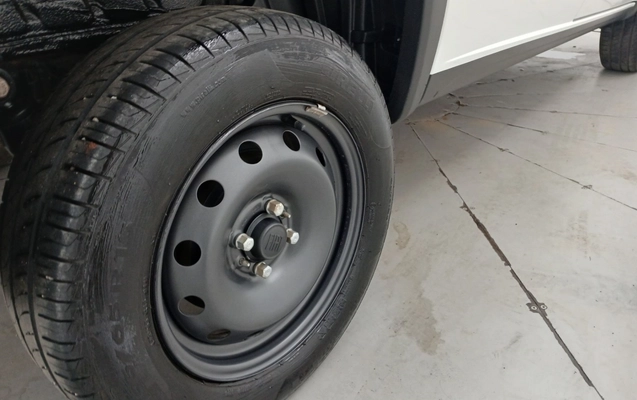 imagem-https://www.socarrao.com.br/sc-vehicle-images-prod/3967576/1789823732183-2_124228.jpg