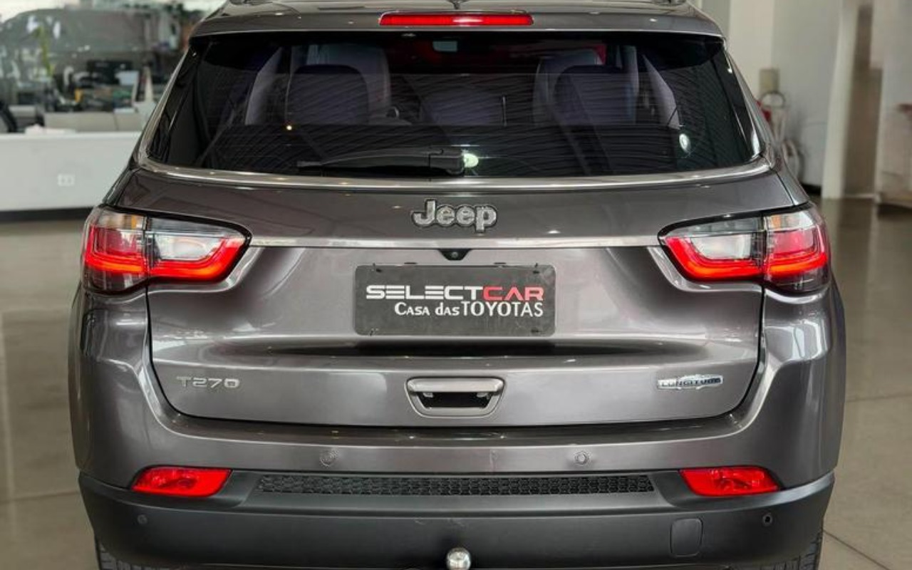 imagem-https://www.socarrao.com.br/sc-vehicle-images-prod/3967583/1789823886240-ODMxMzQyNF82X0JfMDg2MzI4ZmExZC5qcGVn.jpeg