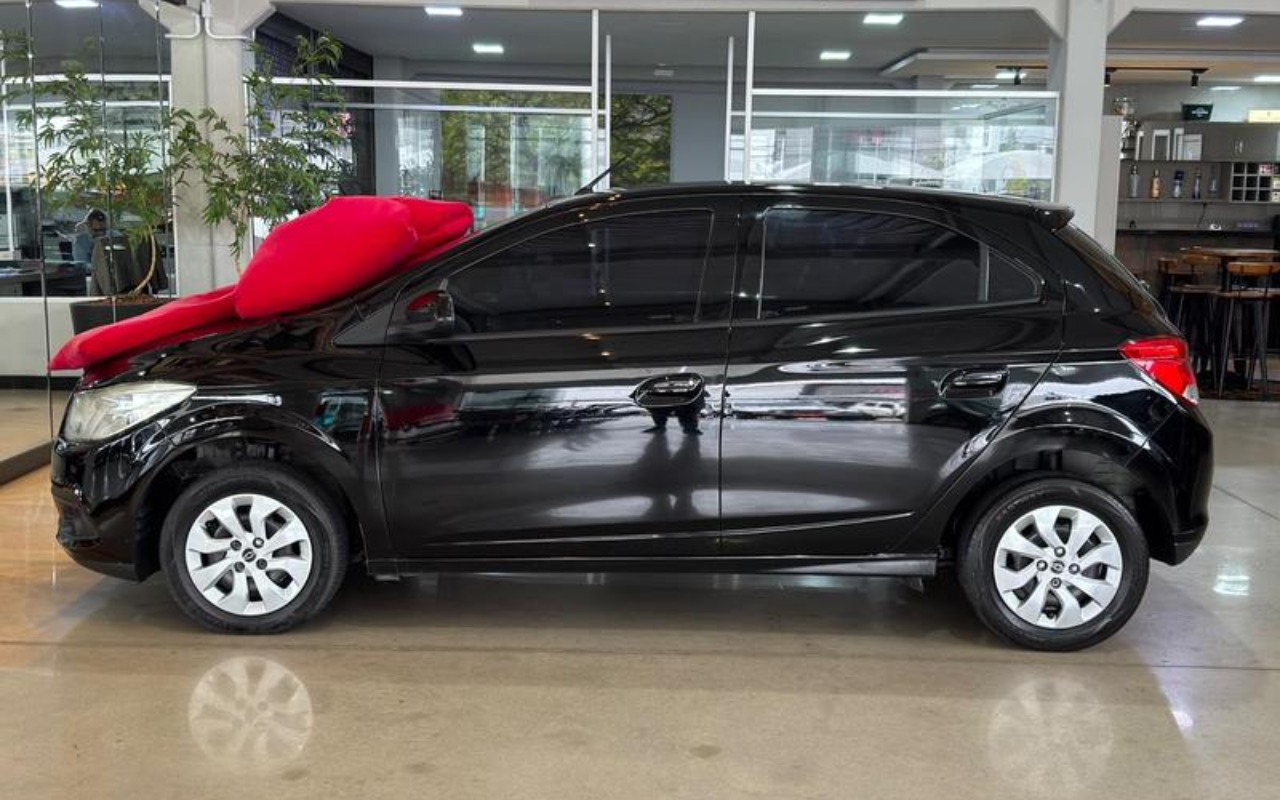 imagem-https://www.socarrao.com.br/sc-vehicle-images-prod/3967616/1789824258978-ODE4NTQyNl85X0JfM2FkOWY3YzQxMC5qcGVn.jpeg