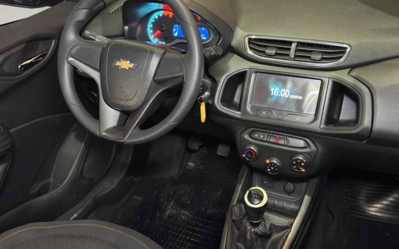 imagem-https://www.socarrao.com.br/sc-vehicle-images-prod/3967616/1789824259685-ODE4NTQyNl8xOF9CX2I0Mzc2ZTRlODAuanBlZw.jpeg