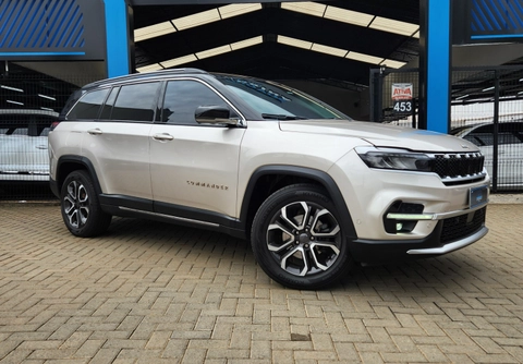Jeep Commander 2023 Amarelo — foto 1 de 3