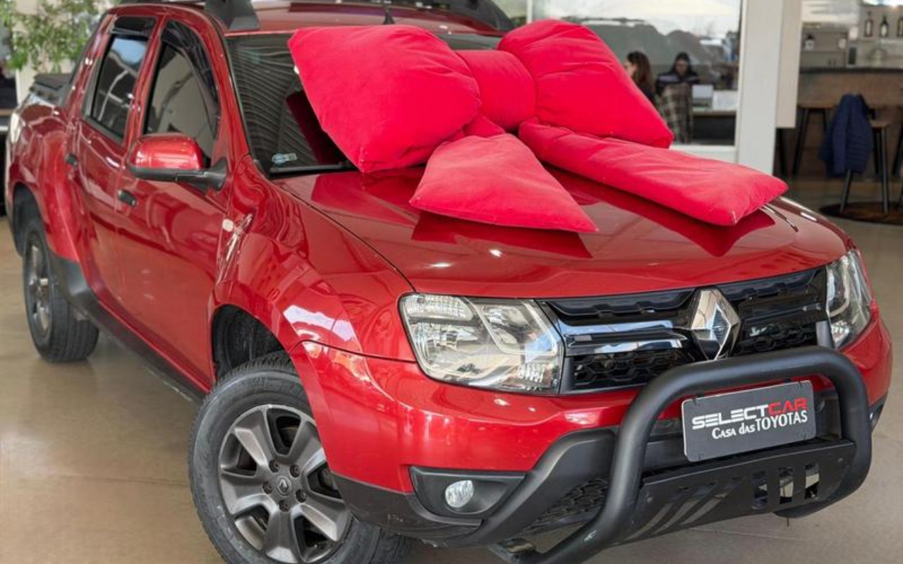 Renault Duster Oroch 2017 Vermelho — foto 1 de 3