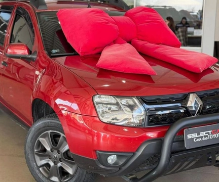 Renault Duster Oroch 2017 Vermelho — foto 1 de 3