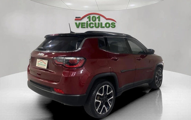 imagem-https://www.socarrao.com.br/sc-vehicle-images-prod/3967687/1789825116672-003_60dfc4abf1a74691f56833f0a6f22d27.jpg