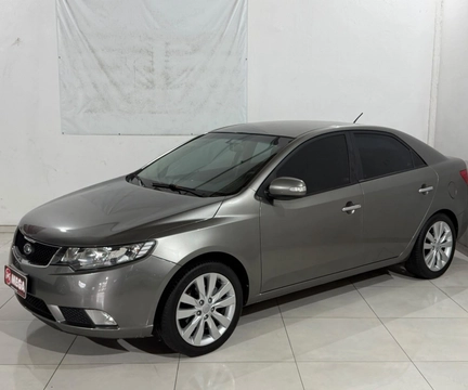 Kia Cerato 1.6 16V Mec. 2011 Cinza — foto 1 de 3
