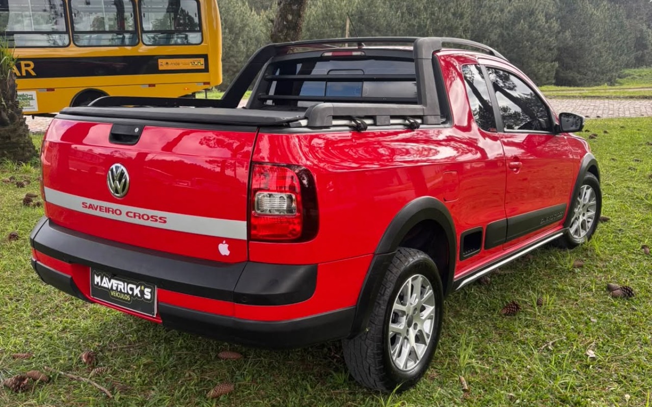 imagem-https://www.socarrao.com.br/sc-vehicle-images-prod/3967699/1789825372417-ODEwMDUxNTc0XzEyMjM1NjczMDc2MjIzMDE1MF82NDk3NTc4NjgwNjAxMjYxNzg0X24uanBn.jpg