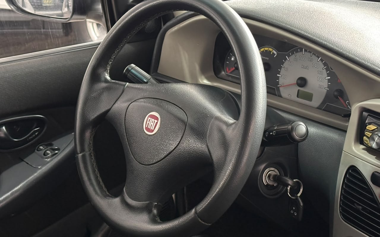 imagem-https://www.socarrao.com.br/sc-vehicle-images-prod/3967707/1789825507235-UEFMSU8gMTAuanBn.jpg