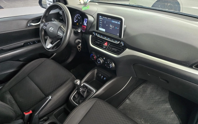 imagem-https://www.socarrao.com.br/sc-vehicle-images-prod/3967710/1789825572596-QDPAm0jB4h4uZldt9mav8Wb9F9qJSwvG.jpg