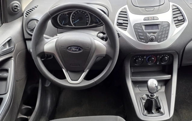 imagem-https://www.socarrao.com.br/sc-vehicle-images-prod/3967714/1789825542207-0BtFDGHo05sEOJqv2M17nSl2k14k8so3.jpg
