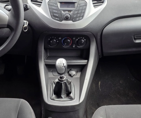imagem-https://www.socarrao.com.br/sc-vehicle-images-prod/3967714/1789825542215-dkiVNnr9TPKy2655vicPfoPYgXQDZxOr.jpg
