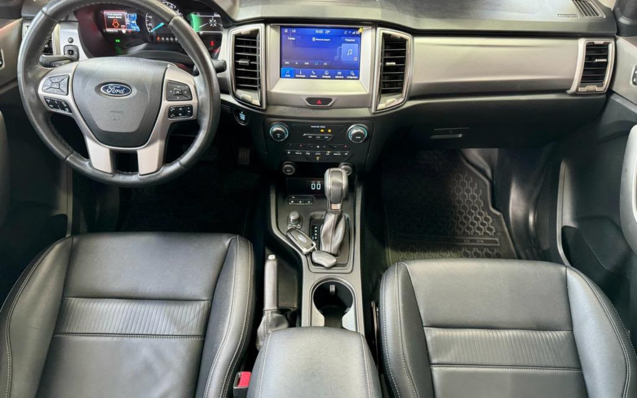 imagem-https://www.socarrao.com.br/sc-vehicle-images-prod/3967720/1789825582585-V2hhdHNBcHAgSW1hZ2UgMjAyNi0wNy0zMSBhdCAxMC4xOC4zMS5qcGVn.jpeg