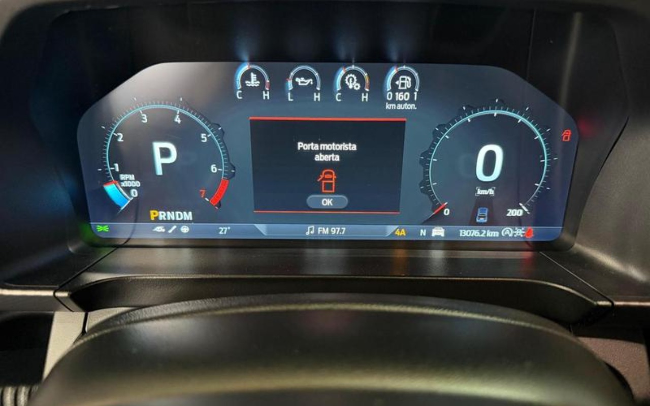 imagem-https://www.socarrao.com.br/sc-vehicle-images-prod/3967739/1789825822452-ODM4NTY1Ml8xMV9CXzIzNjkyYmI5ZDkuanBlZw.jpeg