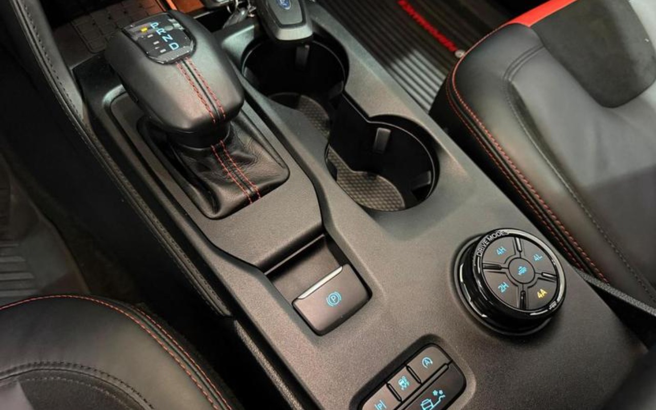 imagem-https://www.socarrao.com.br/sc-vehicle-images-prod/3967739/1789825822513-ODM4NTY1Ml8xMV9CX2EzMzM0MzY2Y2IuanBlZw.jpeg