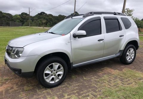 Renault Duster 2016 Prata — foto 1 de 3