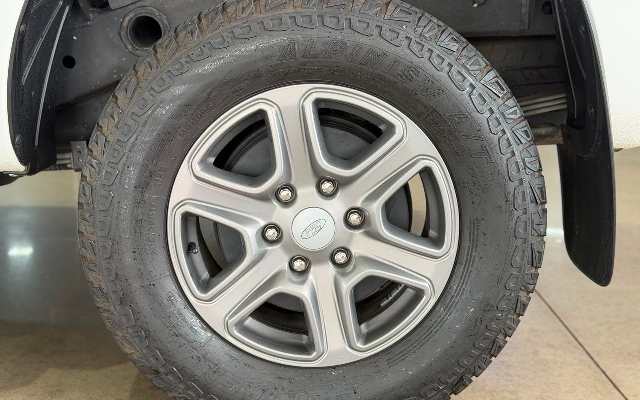 imagem-https://www.socarrao.com.br/sc-vehicle-images-prod/3967750/1789825912962-V2hhdHNBcHAgSW1hZ2UgMjAyNi0wOC0wNiBhdCAxMy41My41NC5qcGVn.jpeg