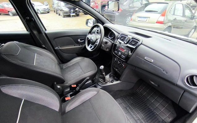 imagem-https://www.socarrao.com.br/sc-vehicle-images-prod/3967753/1790106579813-SU1HXzIwMjYwOTE5XzEwMDgxMyAoQ29weSkuanBn.jpg