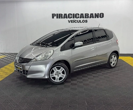 Honda Fit 2014 Cinza — foto 1 de 3