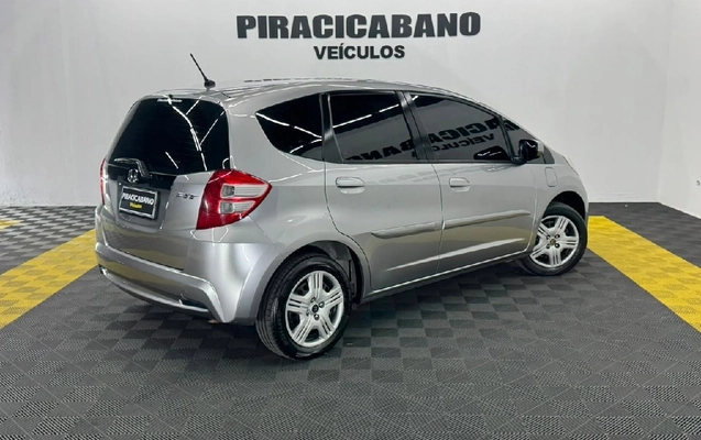imagem-https://www.socarrao.com.br/sc-vehicle-images-prod/3967754/1789825967367-2e18ca7b-2444-9bca-45dc-f522e1140cf8-whatsappimage2026-08-21at1752431jpeg.jpg