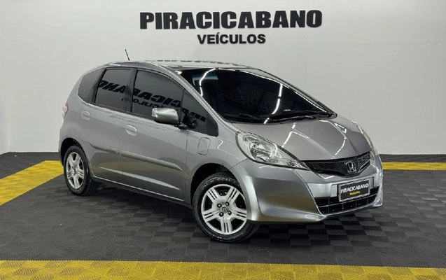 imagem-https://www.socarrao.com.br/sc-vehicle-images-prod/3967754/1789825967372-39018dee-69e9-5b4e-9fc1-8eae2c4cfac6-whatsappimage2026-08-21at175245jpeg.jpg