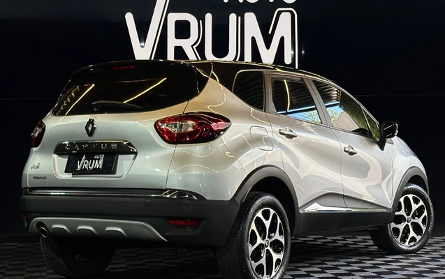 imagem-https://www.socarrao.com.br/sc-vehicle-images-prod/3967758/1789826073819-4_104630.jpg