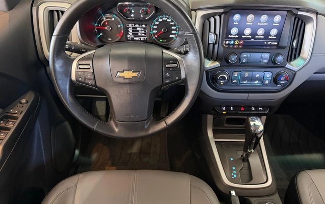 imagem-https://www.socarrao.com.br/sc-vehicle-images-prod/3967759/1789826075455-V2hhdHNBcHAgSW1hZ2UgMjAyNi0wOC0yNyBhdCAwOS41OC4zNyAoMSkuanBlZw.jpeg