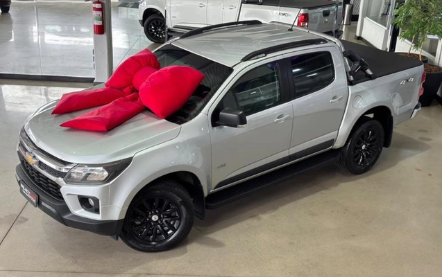 imagem-https://www.socarrao.com.br/sc-vehicle-images-prod/3967765/1789826151463-NzgxMzMyMl8zX0JfYmJhMTQyYmYxYi5qcGVn.jpeg