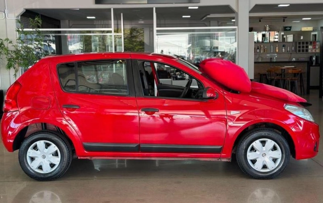 imagem-https://www.socarrao.com.br/sc-vehicle-images-prod/3967777/1789826246153-ODIxNDkxNV8yX0JfYzIzZTgxNzZlZi5qcGVn.jpeg