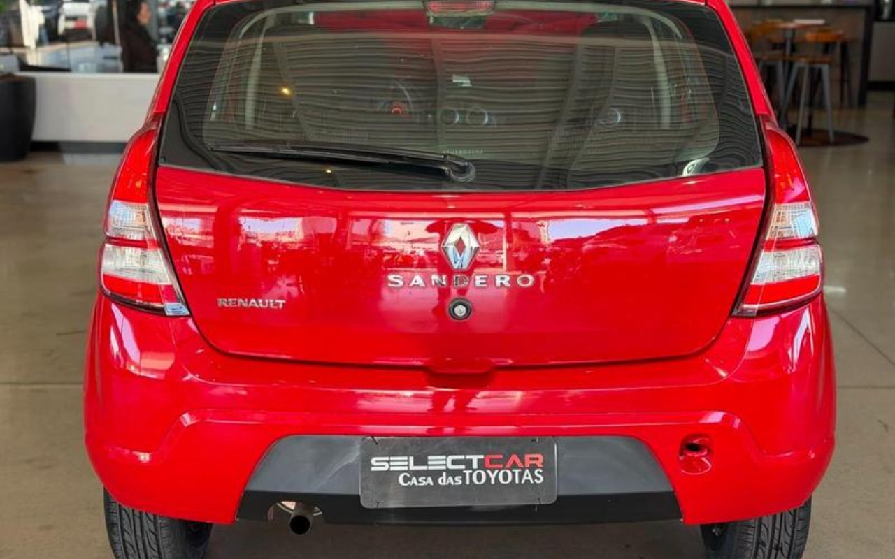imagem-https://www.socarrao.com.br/sc-vehicle-images-prod/3967777/1789826246609-ODIxNDkxNV84X0JfZDVhN2VhOTgxNy5qcGVn.jpeg