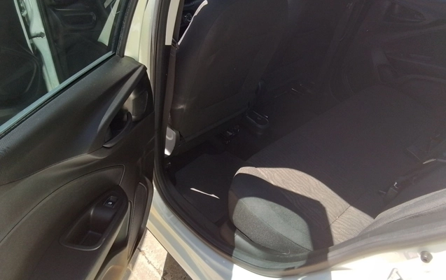 imagem-https://www.socarrao.com.br/sc-vehicle-images-prod/3967853/1789826637525-1_110350.jpg