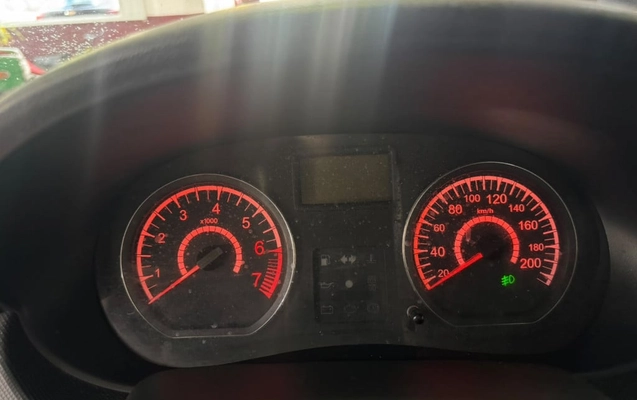 imagem-https://www.socarrao.com.br/sc-vehicle-images-prod/3967869/1792088422070-vehicle_image_1792088351_f65ccb2801c3c12bba341509576f090b.jpeg