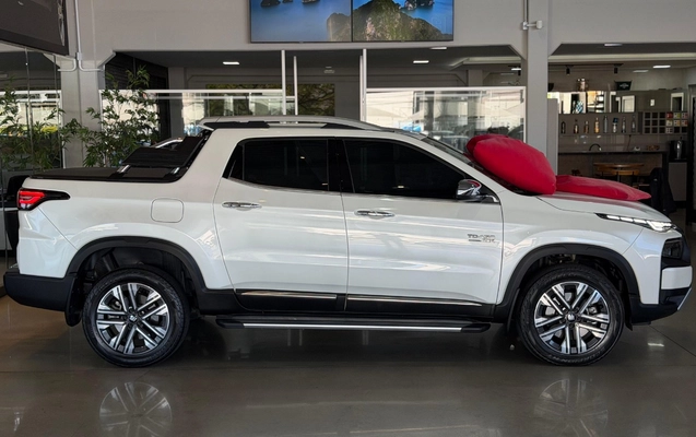 imagem-https://www.socarrao.com.br/sc-vehicle-images-prod/3967881/1789827011660-V2hhdHNBcHAgSW1hZ2UgMjAyNi0wOS0wNCBhdCAxMS4yNy4xMiAoMSkuanBlZw.jpeg