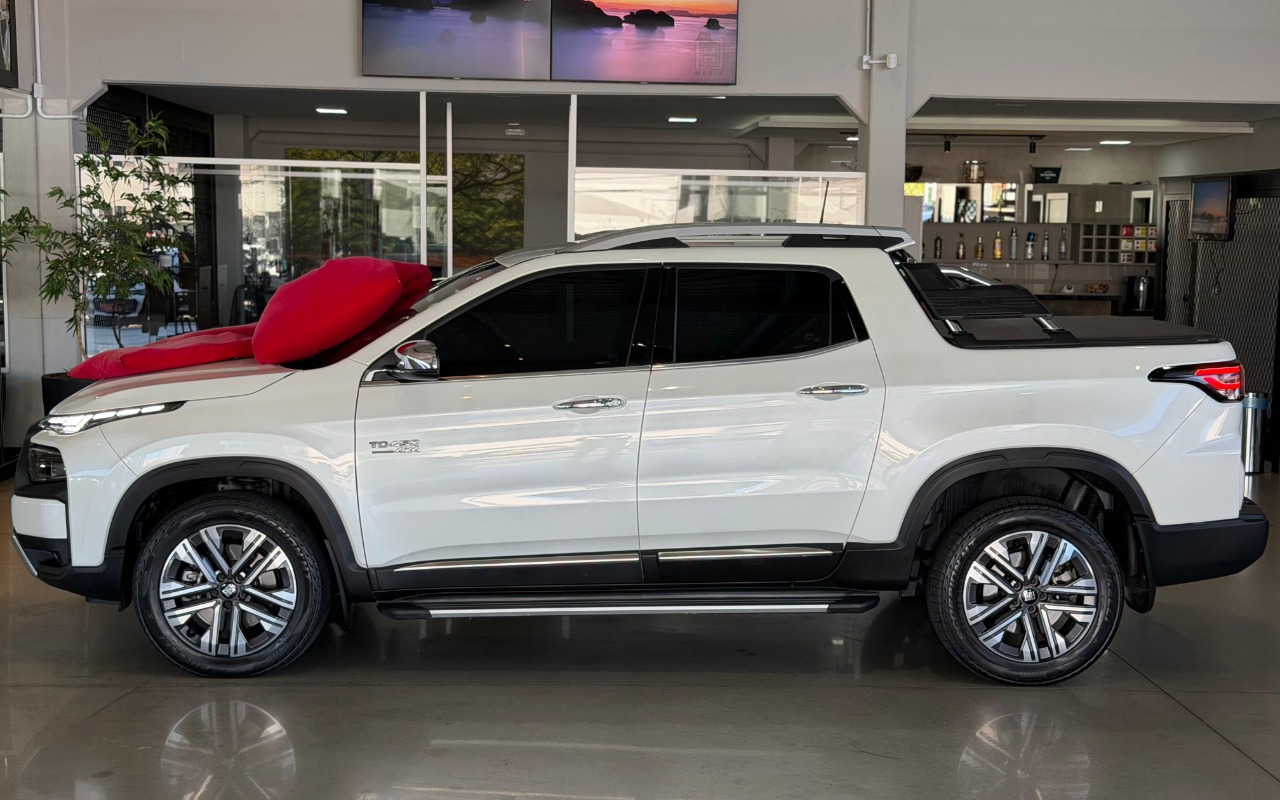 imagem-https://www.socarrao.com.br/sc-vehicle-images-prod/3967881/1789827011730-V2hhdHNBcHAgSW1hZ2UgMjAyNi0wOS0wNCBhdCAxMS4yNy4xMiAoMikuanBlZw.jpeg
