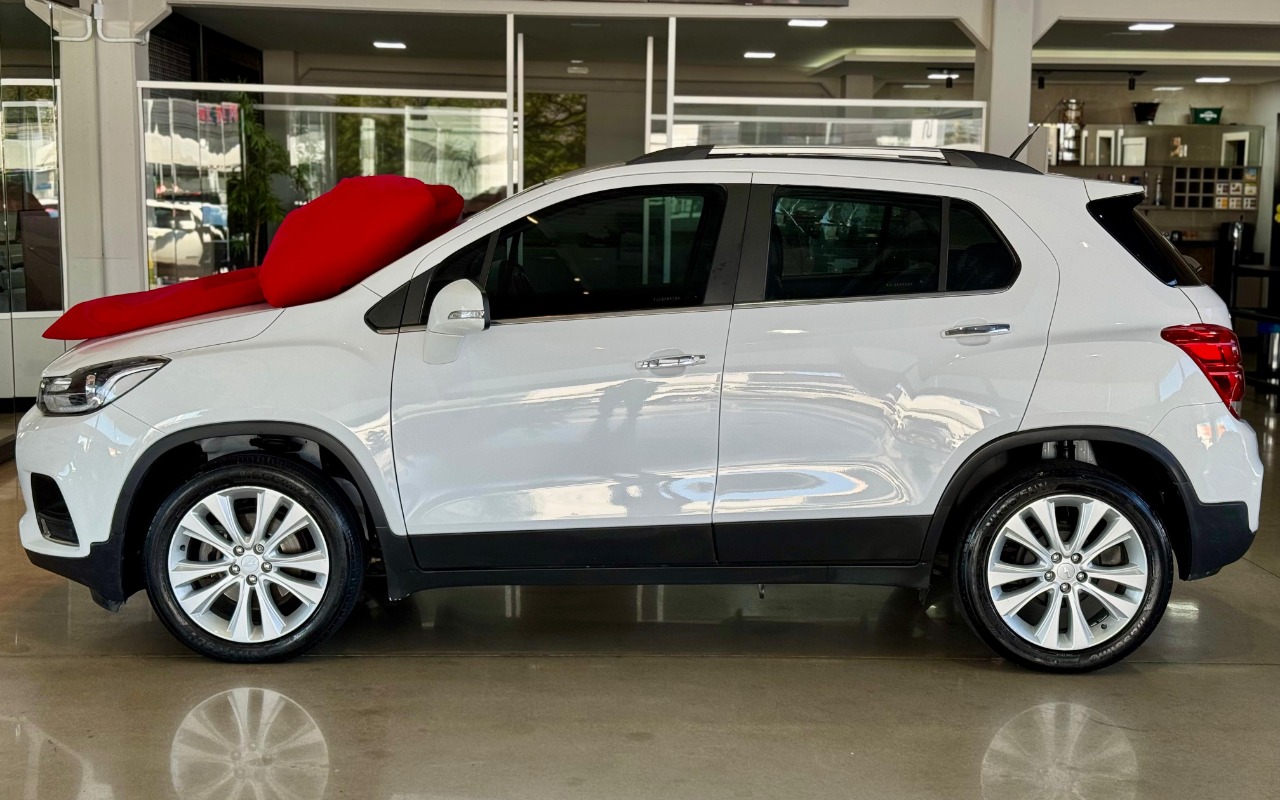 imagem-https://www.socarrao.com.br/sc-vehicle-images-prod/3967947/1789827112083-V2hhdHNBcHAgSW1hZ2UgMjAyNi0wOS0wOCBhdCAxNi4zNC4xNyAoMSkuanBlZw.jpeg