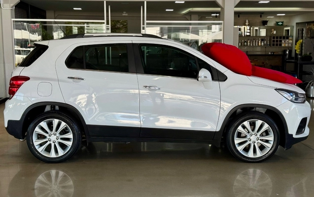 imagem-https://www.socarrao.com.br/sc-vehicle-images-prod/3967947/1789827112166-V2hhdHNBcHAgSW1hZ2UgMjAyNi0wOS0wOCBhdCAxNi4zNC4xNy5qcGVn.jpeg