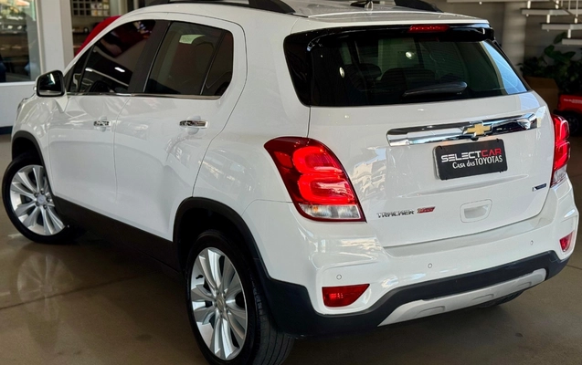 imagem-https://www.socarrao.com.br/sc-vehicle-images-prod/3967947/1789827112305-V2hhdHNBcHAgSW1hZ2UgMjAyNi0wOS0wOCBhdCAxNi4zNC4xOCAoMikuanBlZw.jpeg