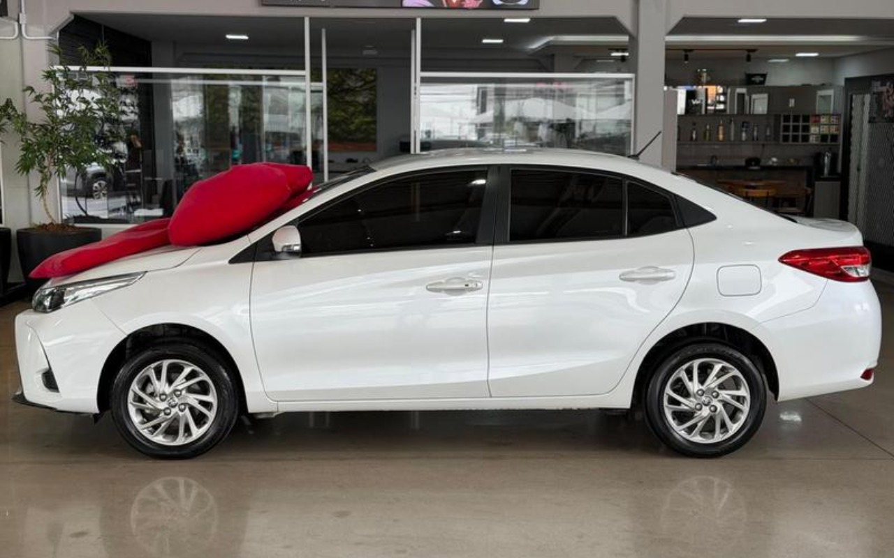 imagem-https://www.socarrao.com.br/sc-vehicle-images-prod/3967956/1789827252313-ODQ2OTYzM18yX0JfYmJlYjIyNzdiYi5qcGVn.jpeg