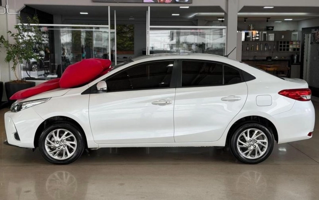 imagem-https://www.socarrao.com.br/sc-vehicle-images-prod/3967956/1789827252313-ODQ2OTYzM18yX0JfYmJlYjIyNzdiYi5qcGVn.jpeg