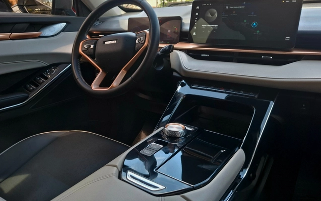 imagem-https://www.socarrao.com.br/sc-vehicle-images-prod/3967975/1789827426072-MjAyNjA5MThfMTMzNTQ5LmpwZy5qcGVn.jpeg
