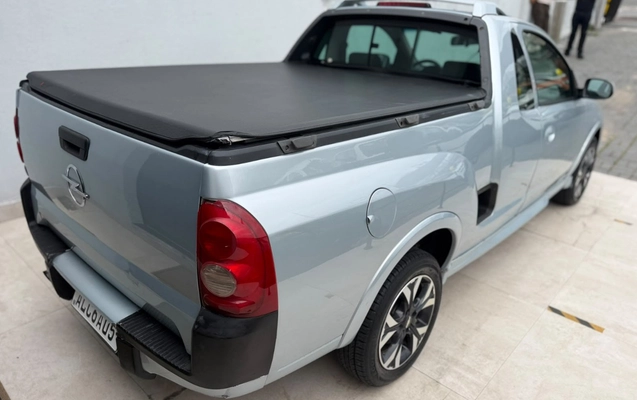 imagem-https://www.socarrao.com.br/sc-vehicle-images-prod/3967976/1789827527166-V2hhdHNBcHAgSW1hZ2UgMjAyNi0wOS0xOCBhdCAxMC4xMC4xNyAoMSkuanBlZw.jpeg