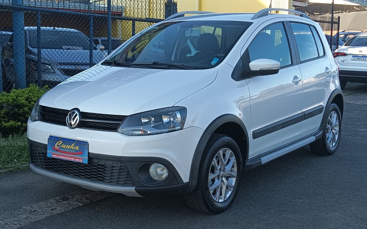 Volkswagen Crossfox 2013 Branco — foto 1 de 3