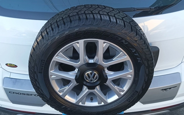 imagem-https://www.socarrao.com.br/sc-vehicle-images-prod/3967998/1789827812562-NTYxNjI0NDgxXzEzMTQ1Njk5NjM3OTc4NjJfMjgxNzIxNzY1NDU5NzgzNjYxM19uLmpwZw.jpg