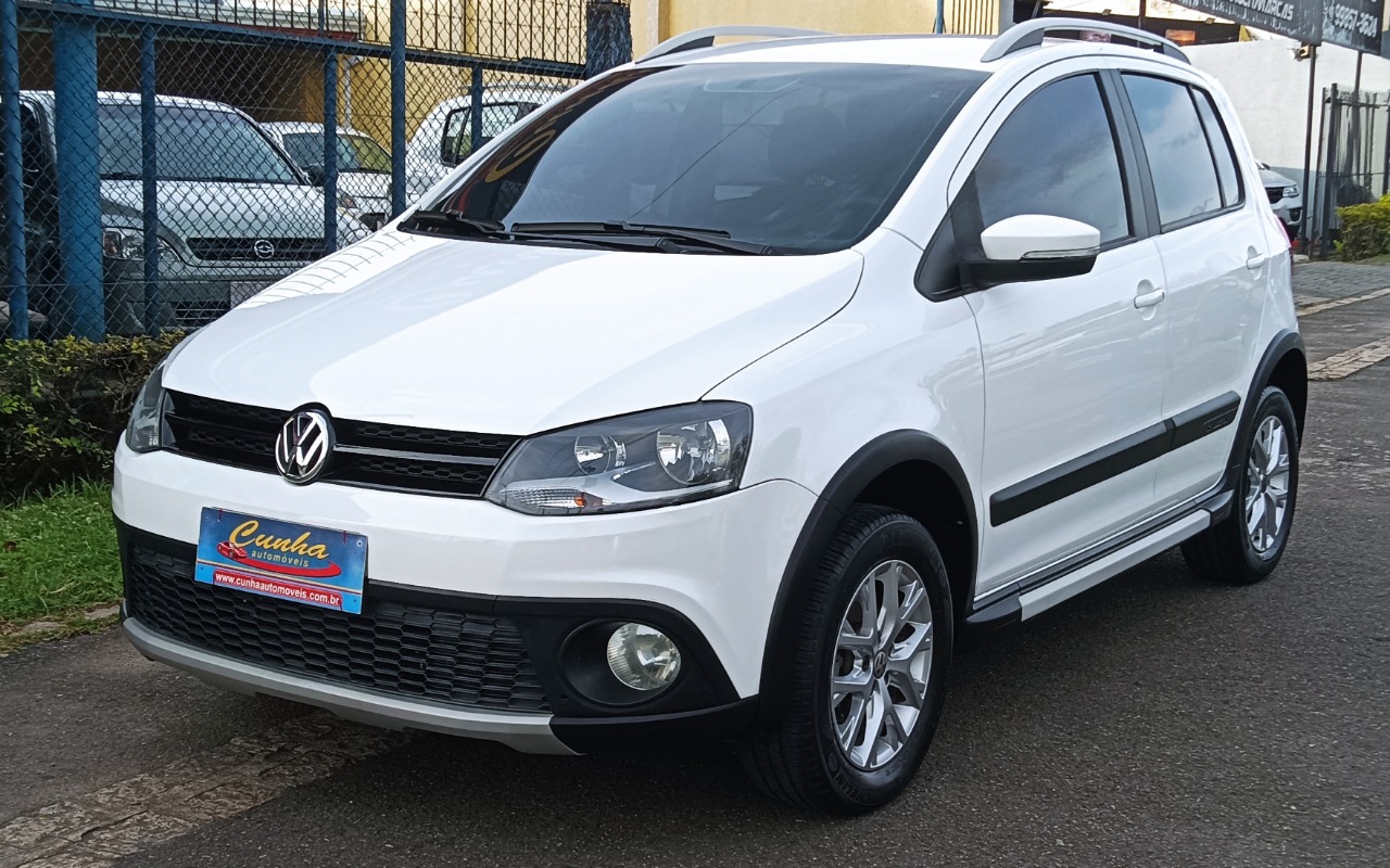 Volkswagen Crossfox 2013 Branco — foto 1 de 3