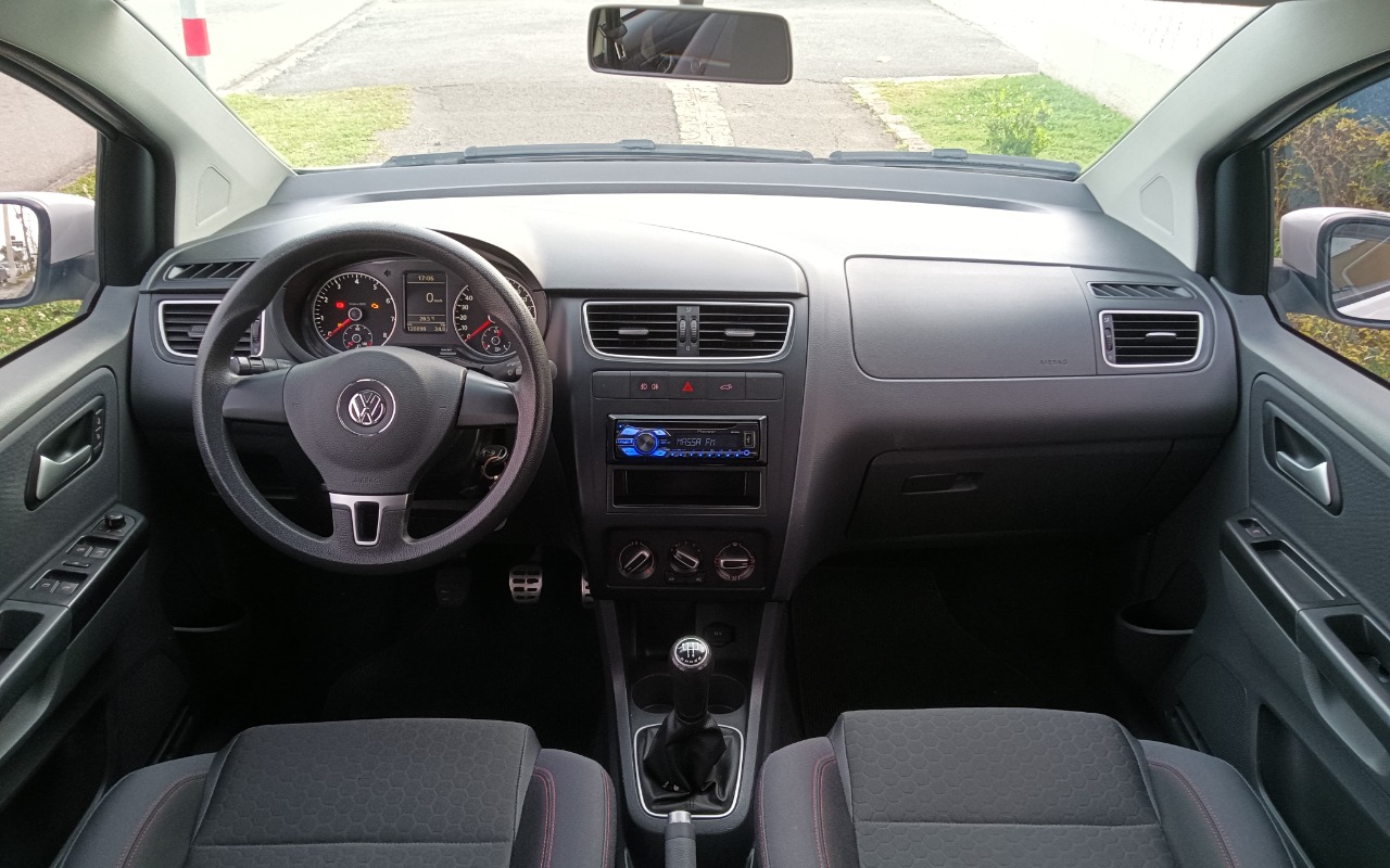 imagem-https://www.socarrao.com.br/sc-vehicle-images-prod/3967998/1790186028046-SU1HXzIwMjYwOTIyXzE3MDQ1OC5qcGc.jpg