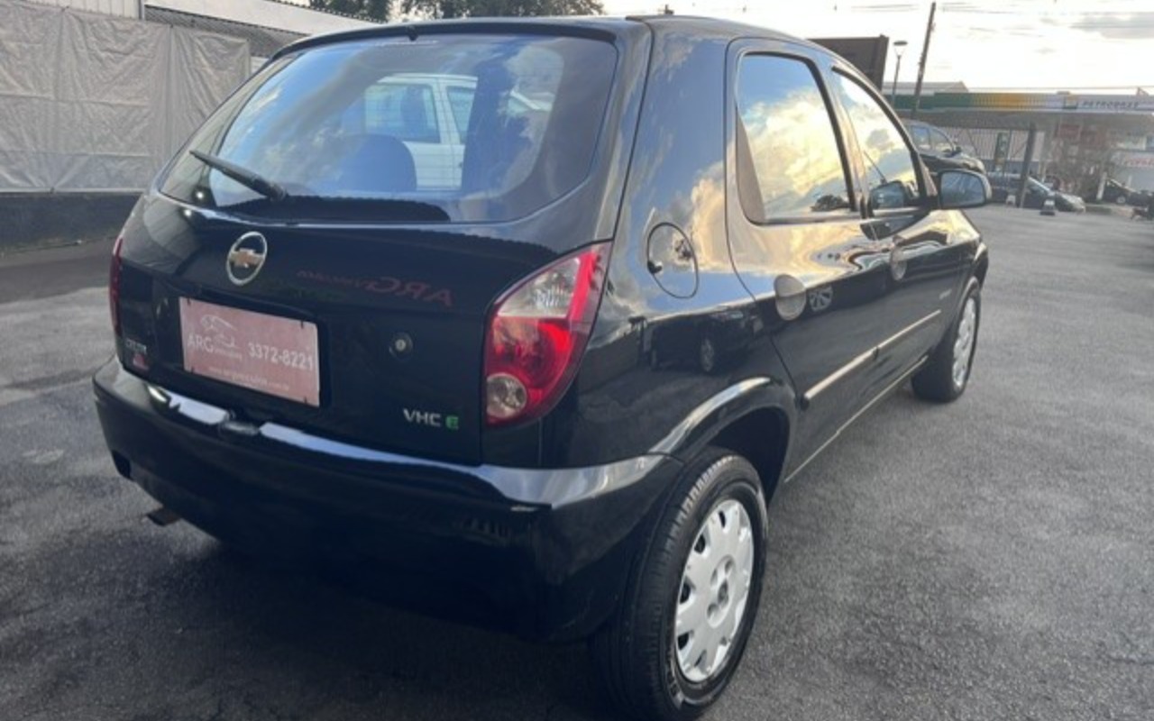 imagem-https://www.socarrao.com.br/sc-vehicle-images-prod/3967999/1790023851963-ZGI1NjkzMDEtMmUyZC00MTdmLTk3MzgtNTJlYTA4ZjNmN2M0LmpwZw.jpg
