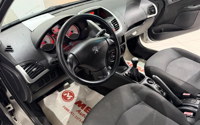 imagem-https://www.socarrao.com.br/sc-vehicle-images-prod/3968006/1789827890149-b05b456b5d784646a9b0586985ae7918_1789827858624.jpg